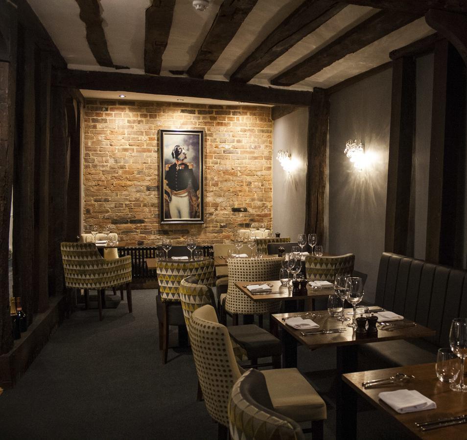 The Swan Hotel Bar And Grill 몰든 외부 사진
